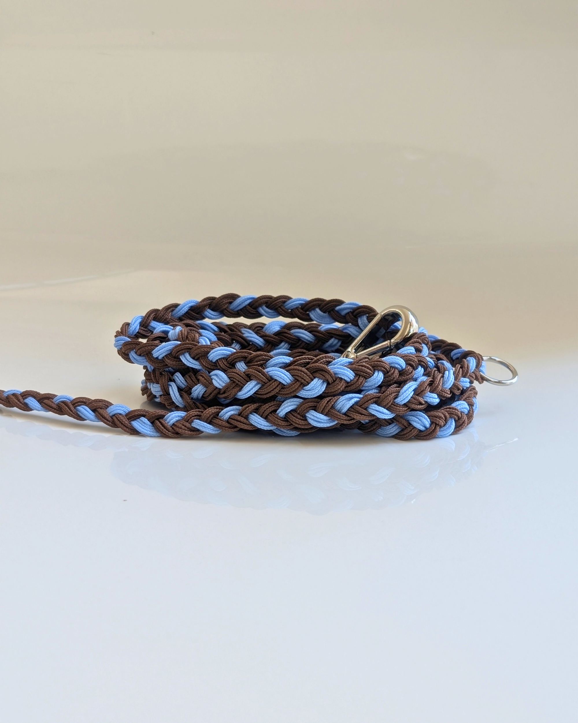 Laisse tressée bicolore Mini-marthe pour petit chien - Collection Vallabrègues