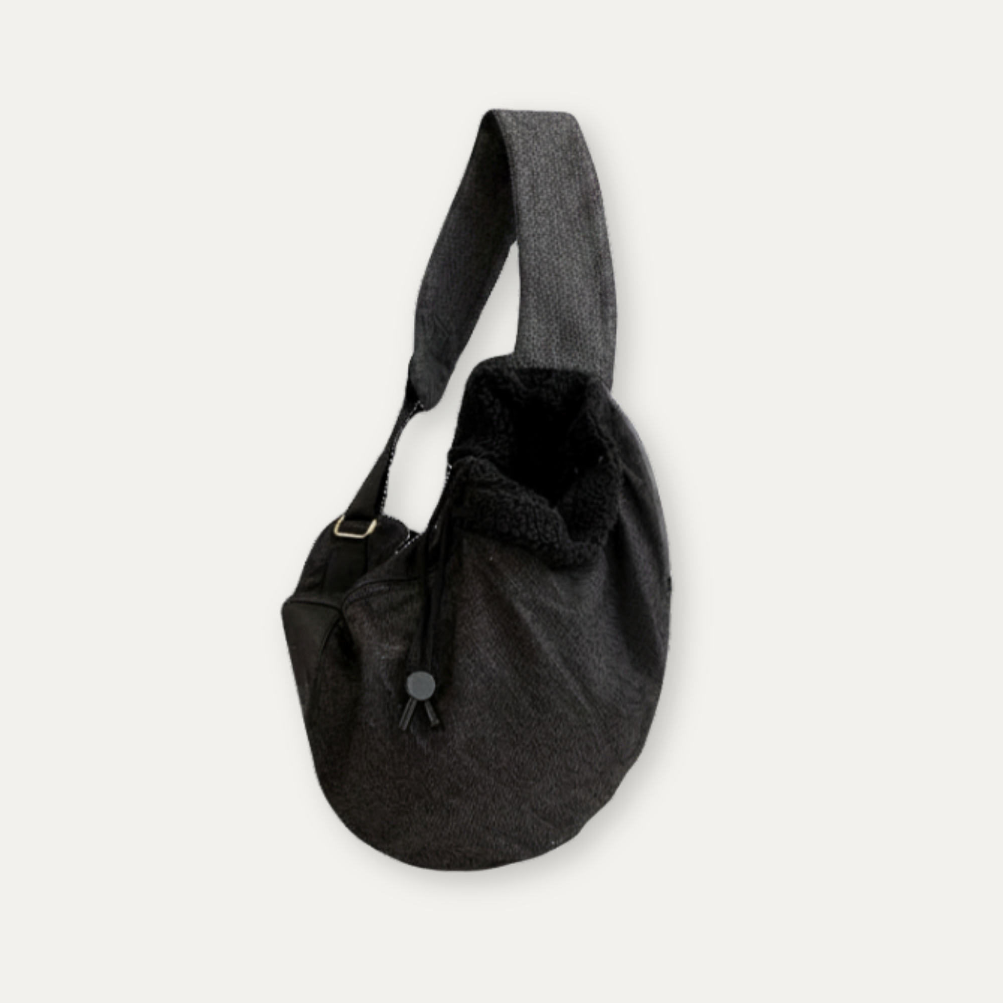 The carrying bag