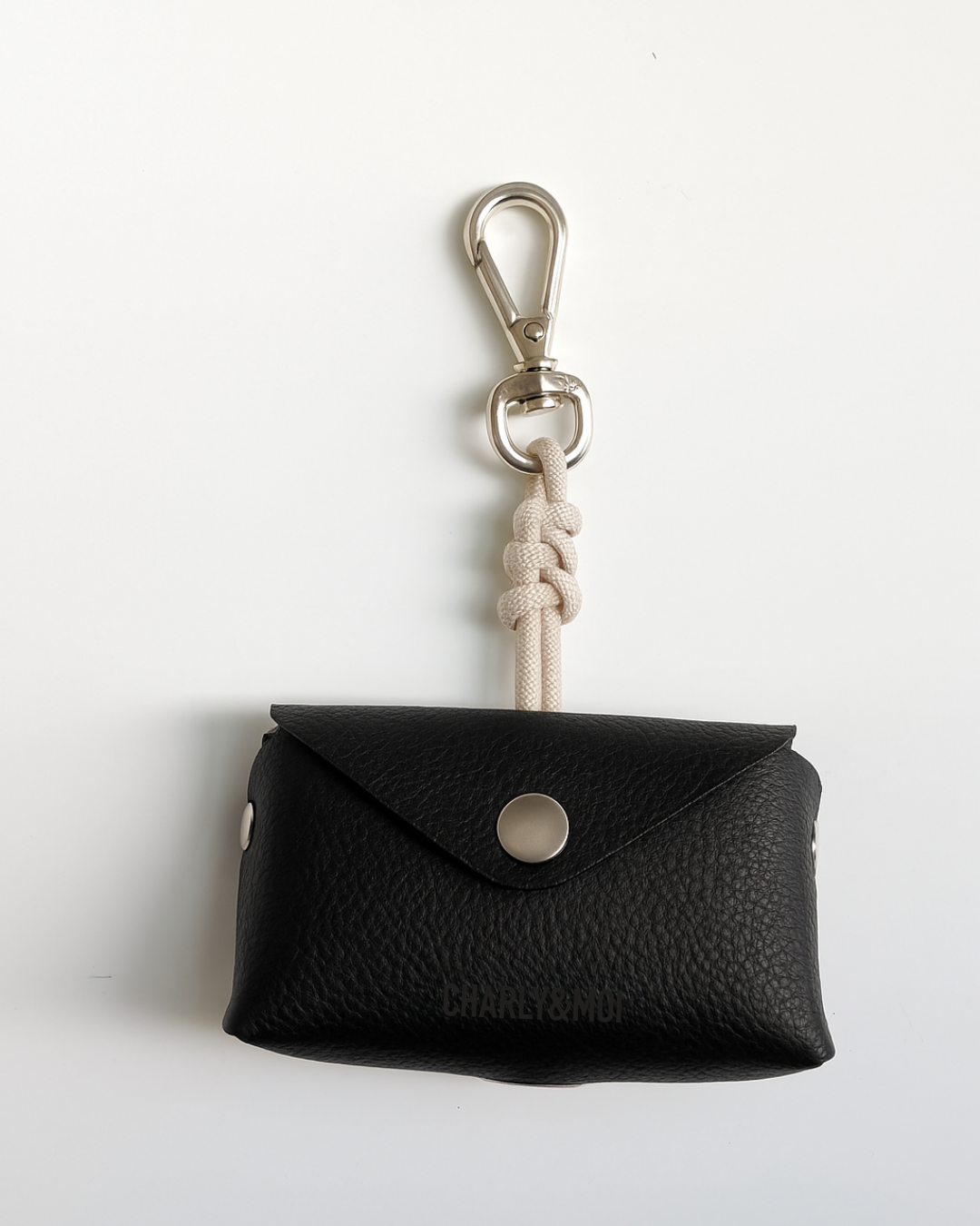 La pochette Augustine