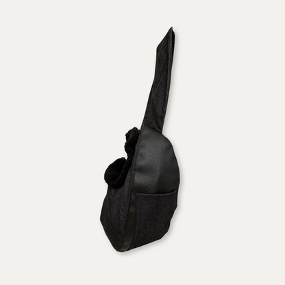 The carrying bag