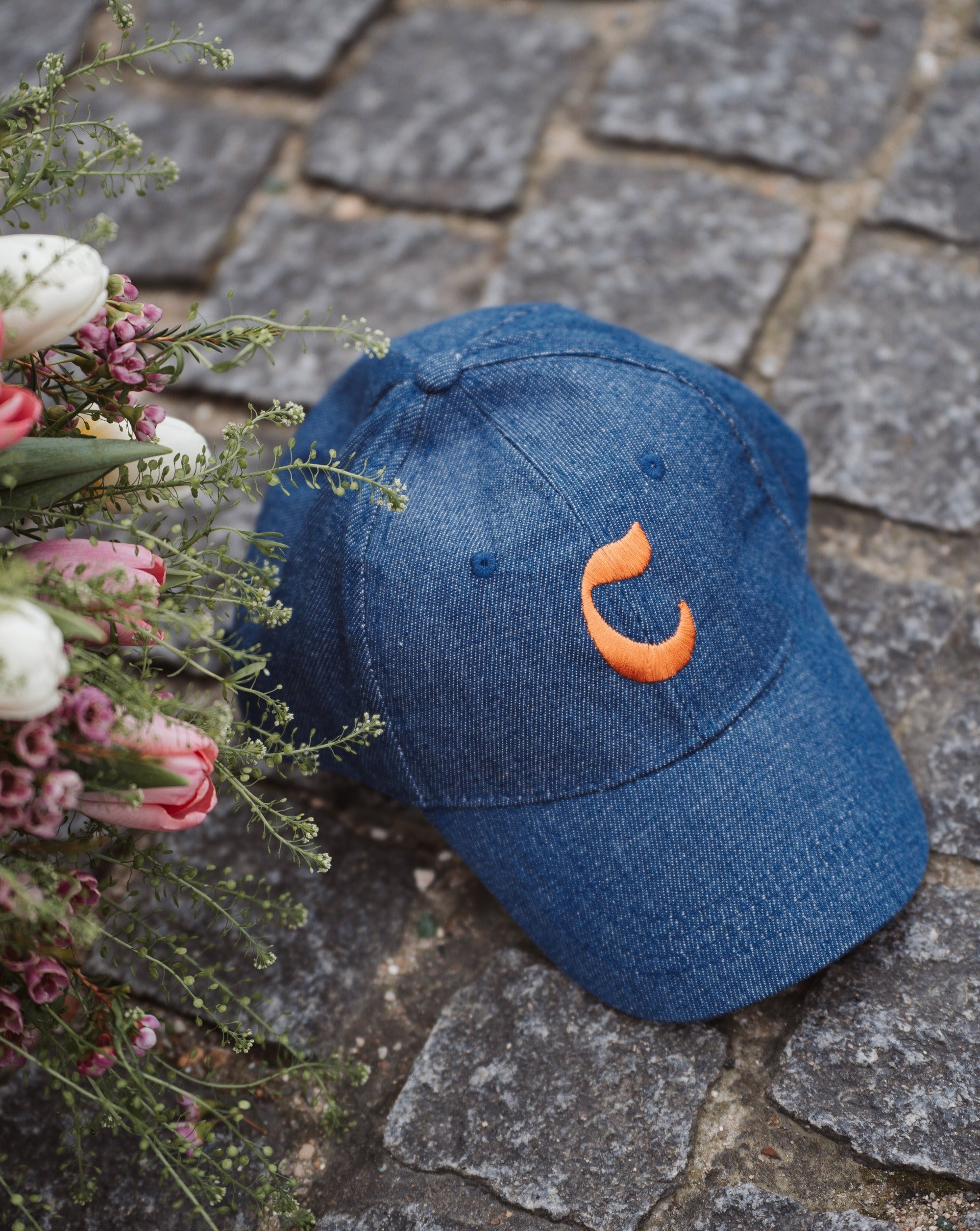 Casquette unisexe en jean et motif orange vue packshot