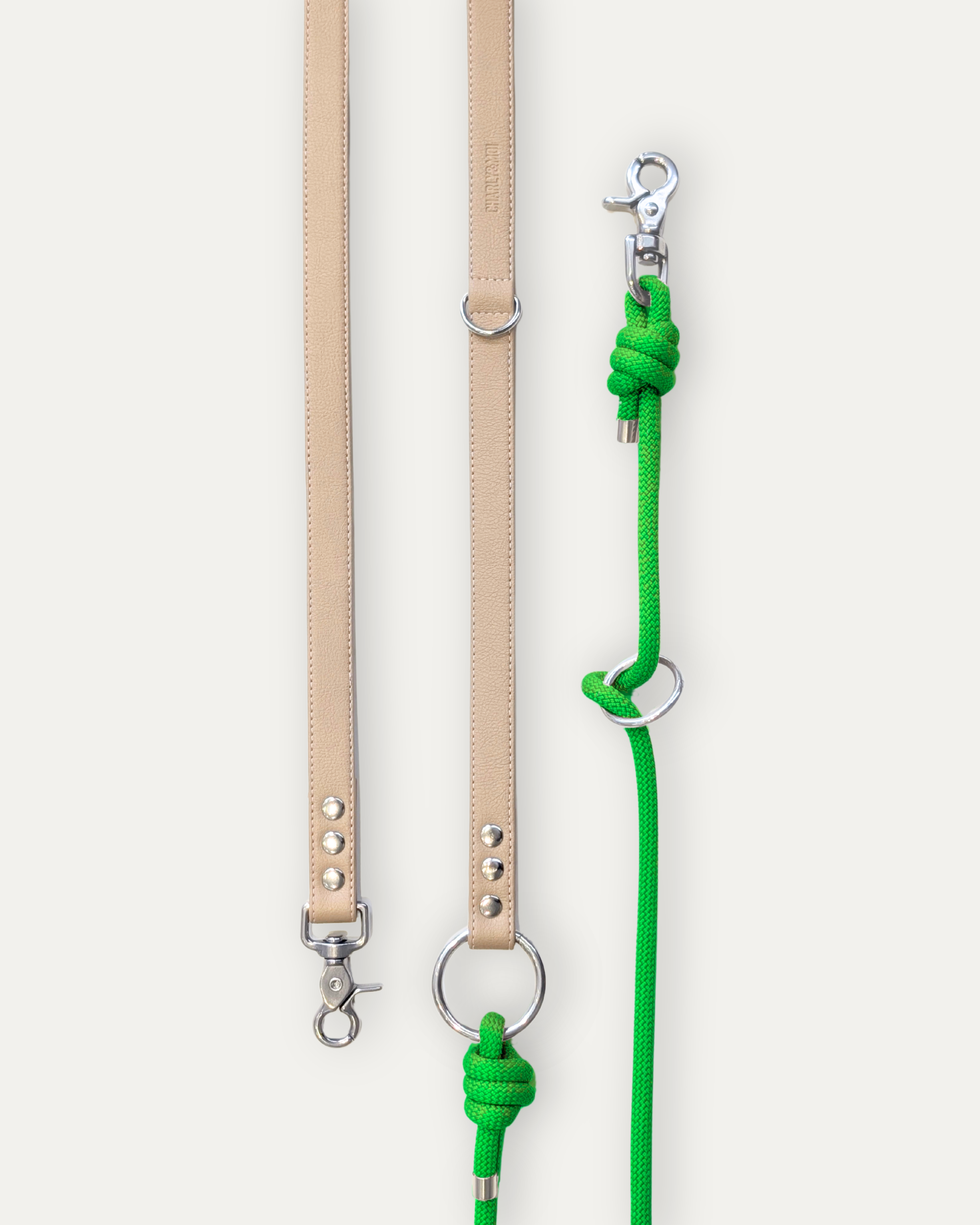 Laisse Cassandre – Nude