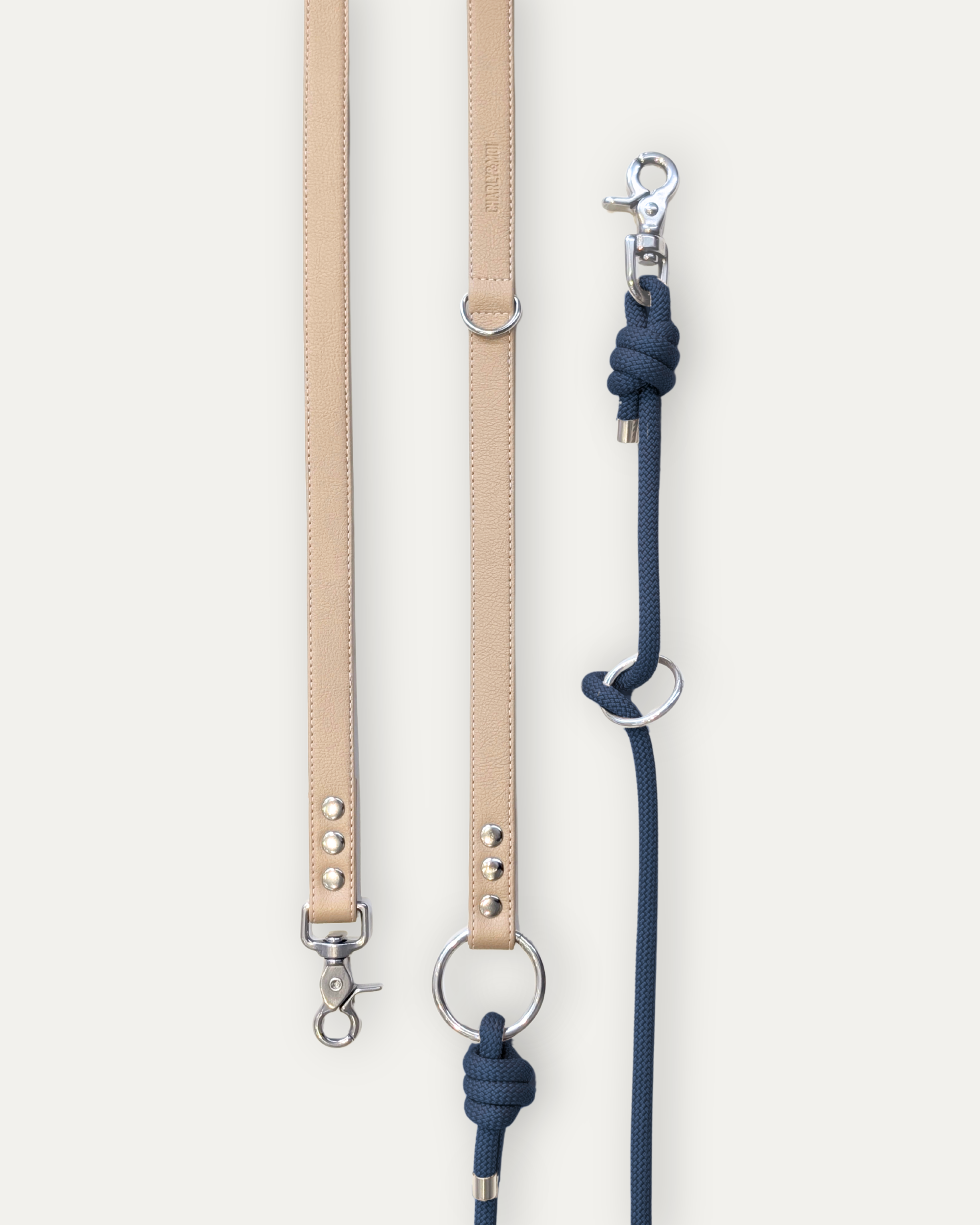 Laisse Cassandre – Nude