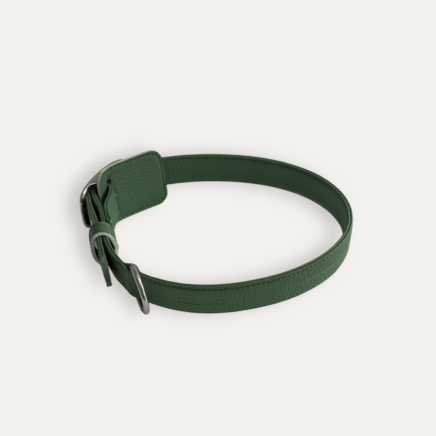packshot collier george arriere vert